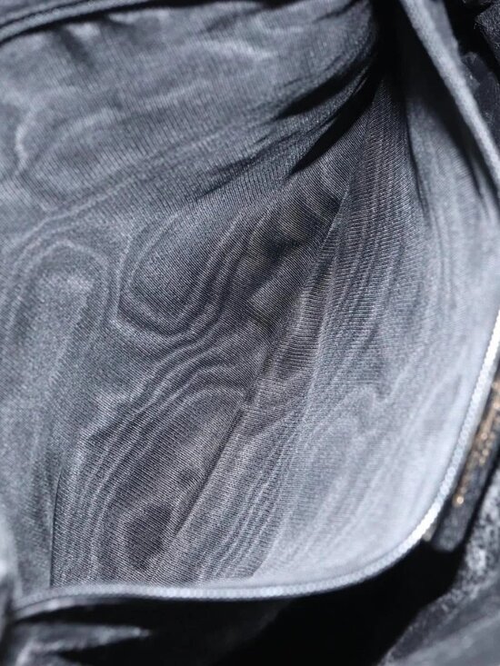 GUCCI GG Supreme Clutch Bag PVC Leather Black Gold 89 02 075 Auth 159284 - Picture 10 of 16